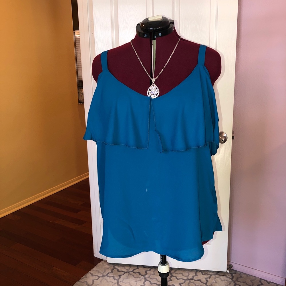 New York &Co. Ruffle Cold Shoulder Top - Picture 5 of 5